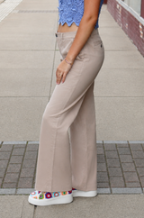Modern Classic Pants - Khaki
