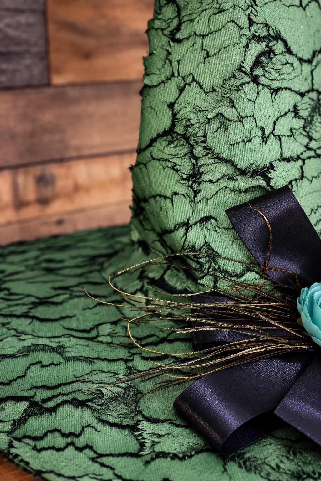 Featherette Rose Witch Hat